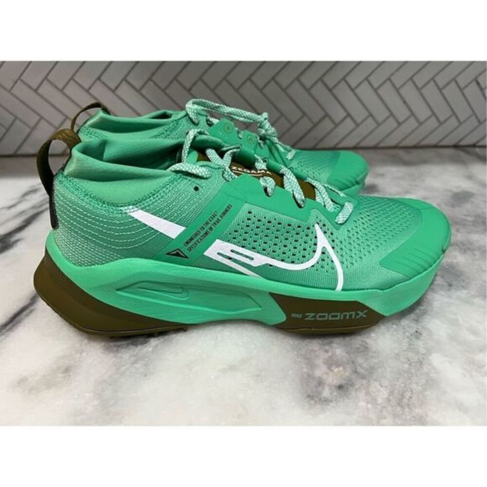 New Men's Nike ZoomX Zegama Trail Green Olive US Size 10 DH0623 302 Very Rare!